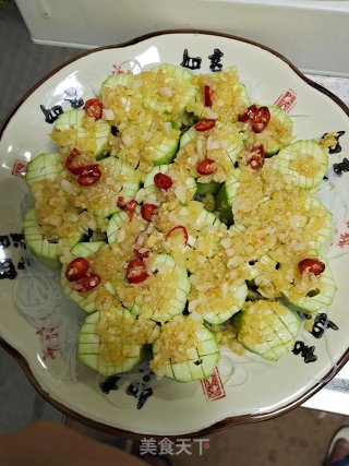 蒜蓉粉丝蒸丝瓜的做法步骤：4
