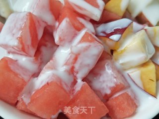 酸奶水果沙拉的做法步骤：4