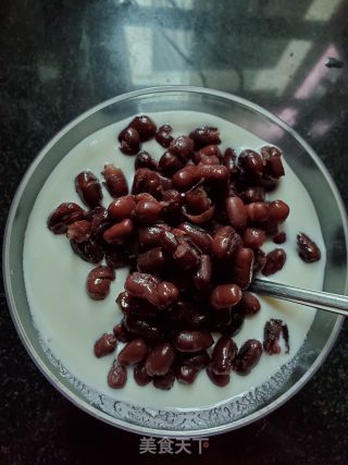 蜜豆酸奶杯的做法步骤：4