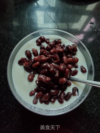 蜜豆酸奶杯的做法步骤：5