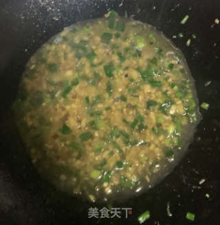 沙姜炒粉肠的做法步骤：3