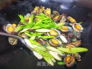 北海小鲍鱼怎么做好吃的做法步骤：6