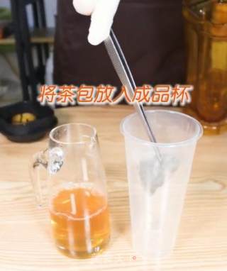 金银花莓果草本茶的做法步骤：5