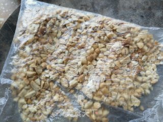 香菇花生肉酱的做法步骤：5