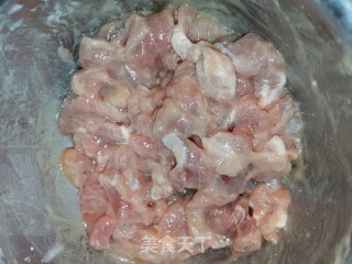西葫炒肉的做法步骤：2