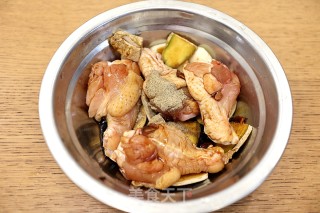 蜜汁黑椒鸡翅根的做法步骤：4