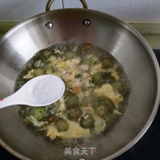 丝瓜鸡蛋油条汤的做法步骤：7