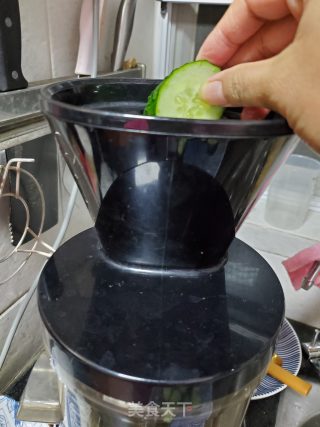冰镇青瓜汁的做法步骤：3