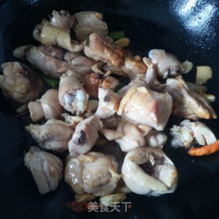 红烧鸡大腿的做法步骤：3