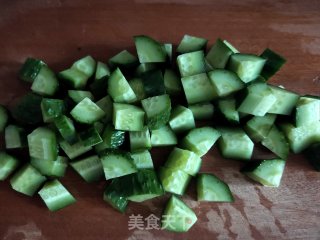 爽口黄瓜的做法步骤：2