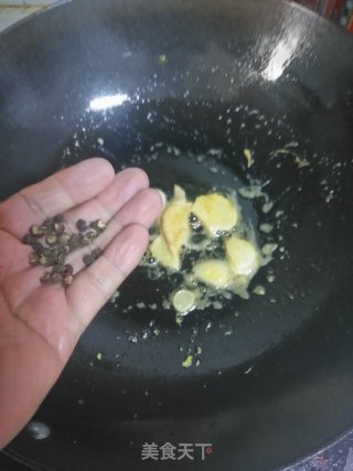 洋葱炒鸡蛋的做法步骤：8