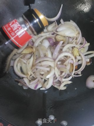 洋葱炒鸡蛋的做法步骤：10