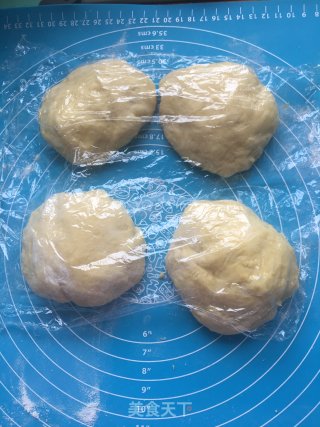 椰蓉酸奶长条面包的做法步骤：6