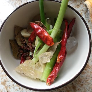 家常卤牛肉的做法步骤：2