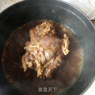 家常卤牛肉的做法步骤：7