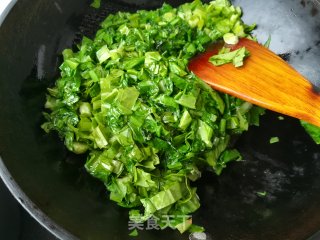 蚕豆腊肠菜饭的做法步骤：5