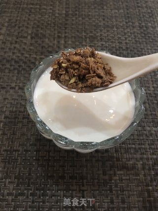 芒果巧克力脆酸奶杯的做法步骤：4
