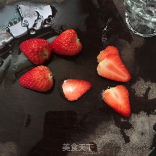 缤纷酸奶杯的做法步骤：2