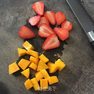 自制炒酸奶的做法步骤：2