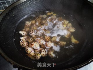 白灼花螺的做法步骤：4