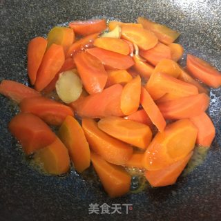 胡萝卜烧牛腩的做法步骤：6