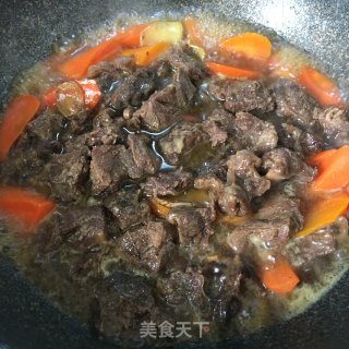 胡萝卜烧牛腩的做法步骤：7