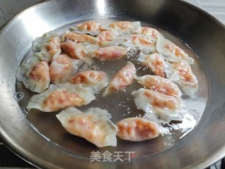 白里透红~西红柿鸡蛋水饺的做法步骤：10