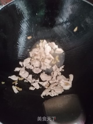 枸杞鸡蛋瘦肉汤的做法步骤：2