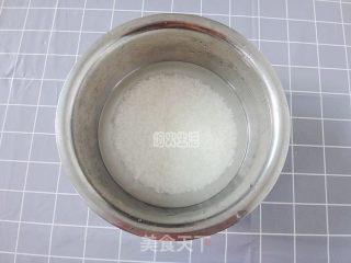 黄芪茯苓粥的做法步骤：2