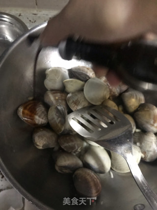 辣炒白贝的做法步骤：6