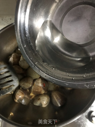 辣炒白贝的做法步骤：8