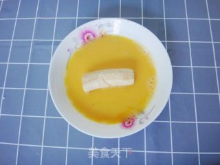 油炸香蕉的做法步骤：4