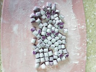 芡实银耳芋圆冰的做法步骤：4