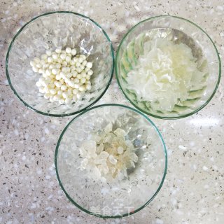 芡实银耳芋圆冰的做法步骤：5