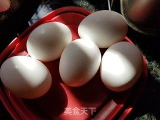 枸杞叶炒鸡蛋的做法步骤：2