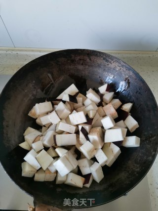 鱼香茄子的做法步骤：2
