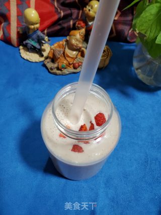 草莓香蕉奶昔的做法步骤：8