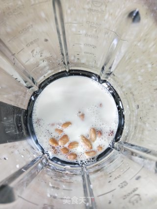 牛奶花生露的做法步骤：3