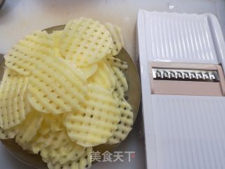 网格薯片——嘎嘣脆的做法步骤：1
