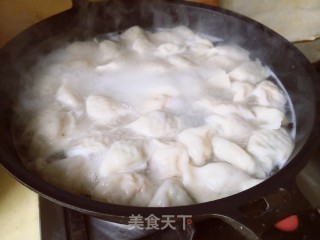酸菜猪肉水饺的做法步骤：6