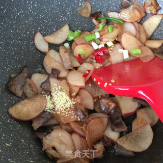 水萝卜炒肉片的做法步骤：12