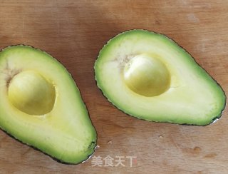 牛油果冰激凌的做法步骤：1
