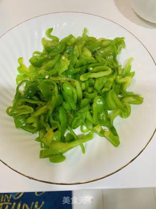 皱皮椒炒肉丝的做法步骤：3
