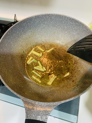 皱皮椒炒肉丝的做法步骤：4