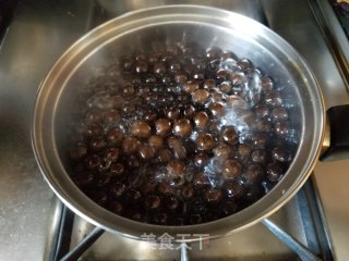 波霸奶茶的做法步骤：1
