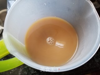 波霸奶茶的做法步骤：7