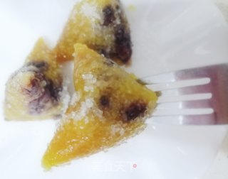 红豆碱粽 粽子的包法 如何包粽子 碱粽的做法步骤：24