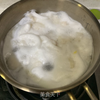 巴沙鱼柳焖番茄的做法步骤：4