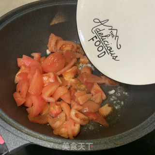 巴沙鱼柳焖番茄的做法步骤：5