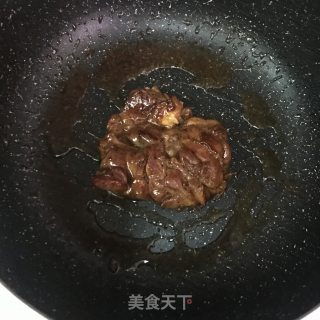 黑椒鸡腿肉的做法步骤：7